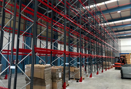 Estanterías de paletización convencional - Novadesmo, s.l.