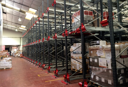 Estanterias metálicas Radio Shuttle en Barcelona